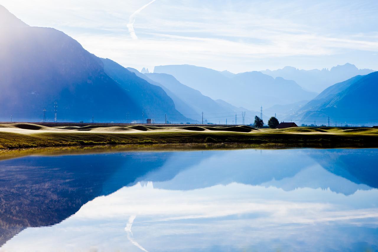 The Lodge Sporthotel - Golfclub Eppan Appiano Sulla Strada Del Vino Exterior foto